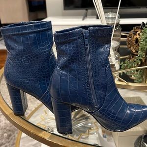 Catherine Malandrino Blue Faux snakeskin heeled boots